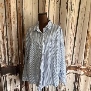 American Eagle button up blue & white striped xxl shirt